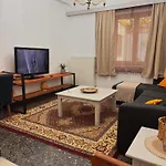 Apartmán The Local Pin House - ευρύχωρη μονοκατοικία,