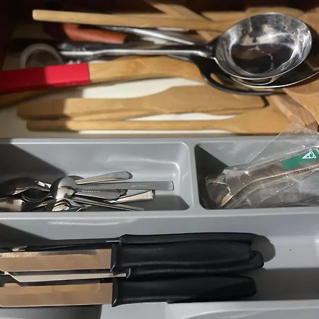 The Local Pin House - ευρύχωρη μονοκατοικία, Daire *