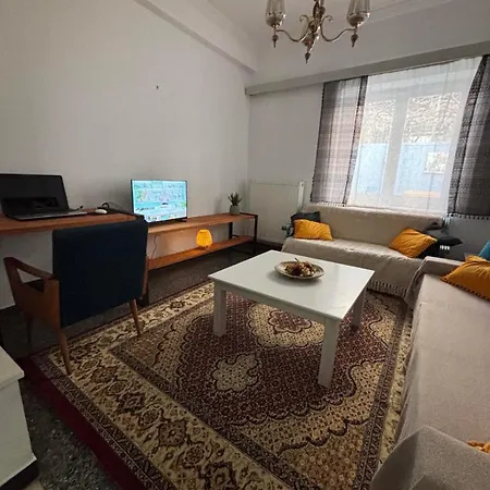 The Local Pin House Apartment