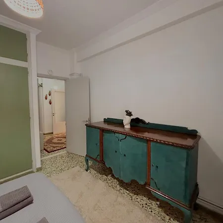 The Local Pin House - ευρύχωρη μονοκατοικία, Daire *