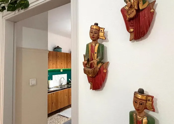 The Local Pin House - ευρύχωρη μονοκατοικία, *